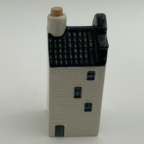 2019 KLM 1575 Amsterdam House Number #33 Delft Blue BOLS Empty - Picture 3 of 6